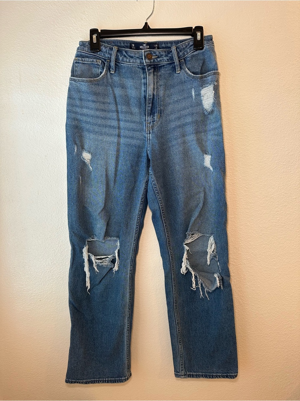 Hollister Distressed Boyfriend Jeans in Blue Wash